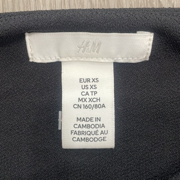 H&M blouse - Picture 4 of 4